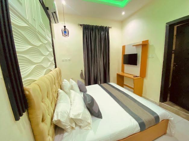 West Wing Hotel Lagos Exterior foto